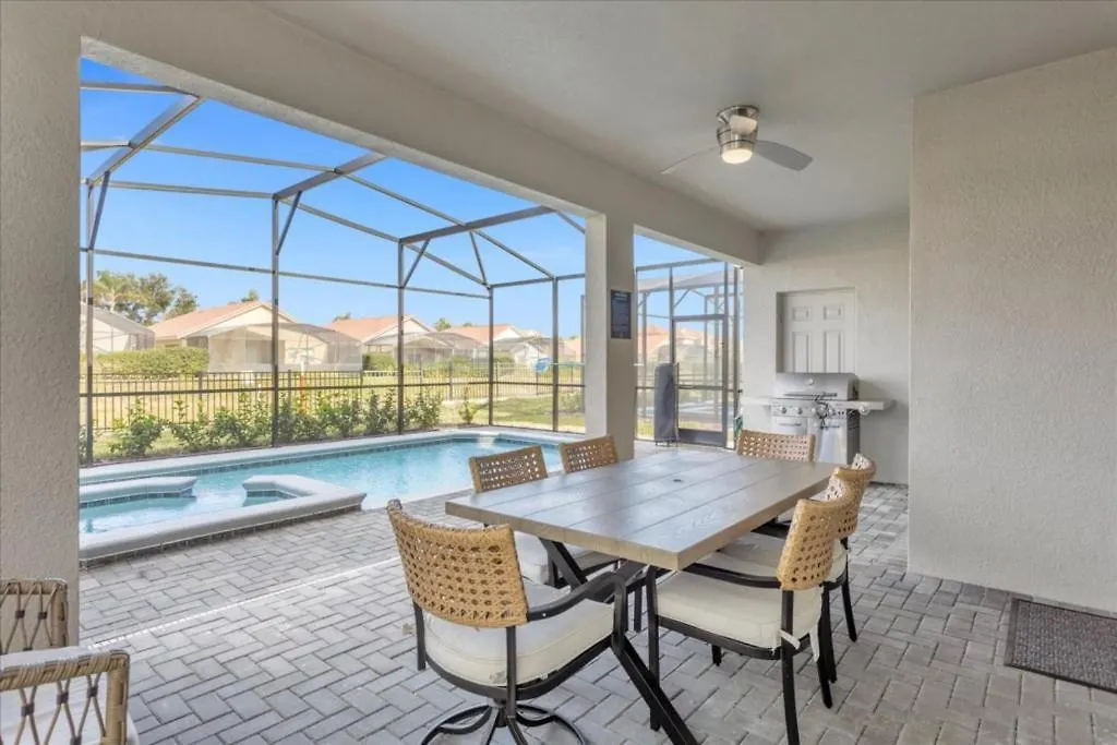 Holiday home 7 Bedrooms- 6 Bathrooms- Windsor Island 4057 La Davenport United States